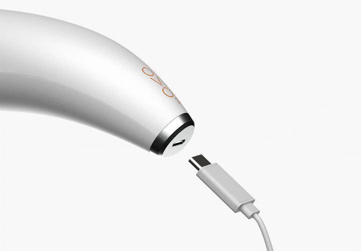Gif image of OVO3 intraoral scanner connectivity with its cable