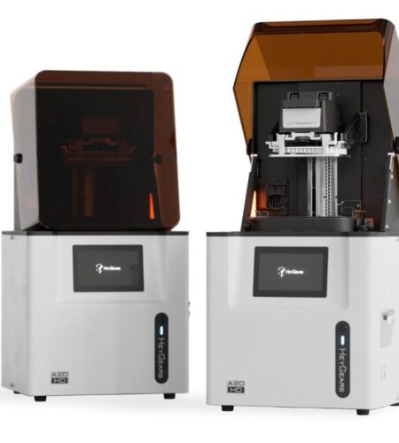Image of HeyGears A2D HD 3D printers used in dentistry
